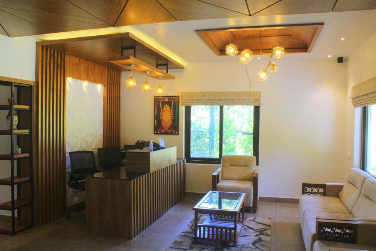 The Wild Trails Clarks Exotica , Munnar Hotel Exterior photo