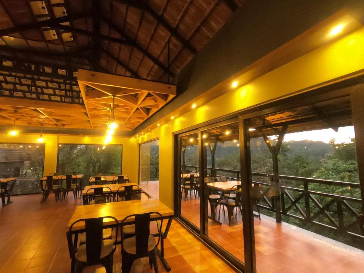 The Wild Trails Clarks Exotica , Munnar Hotel Exterior photo