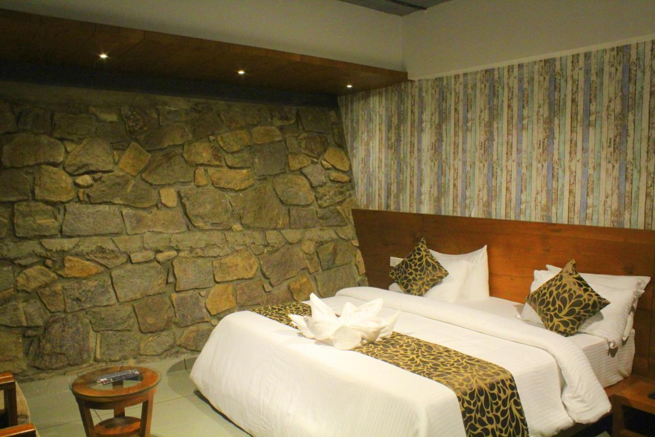 The Wild Trails Clarks Exotica , Munnar Hotel Exterior photo