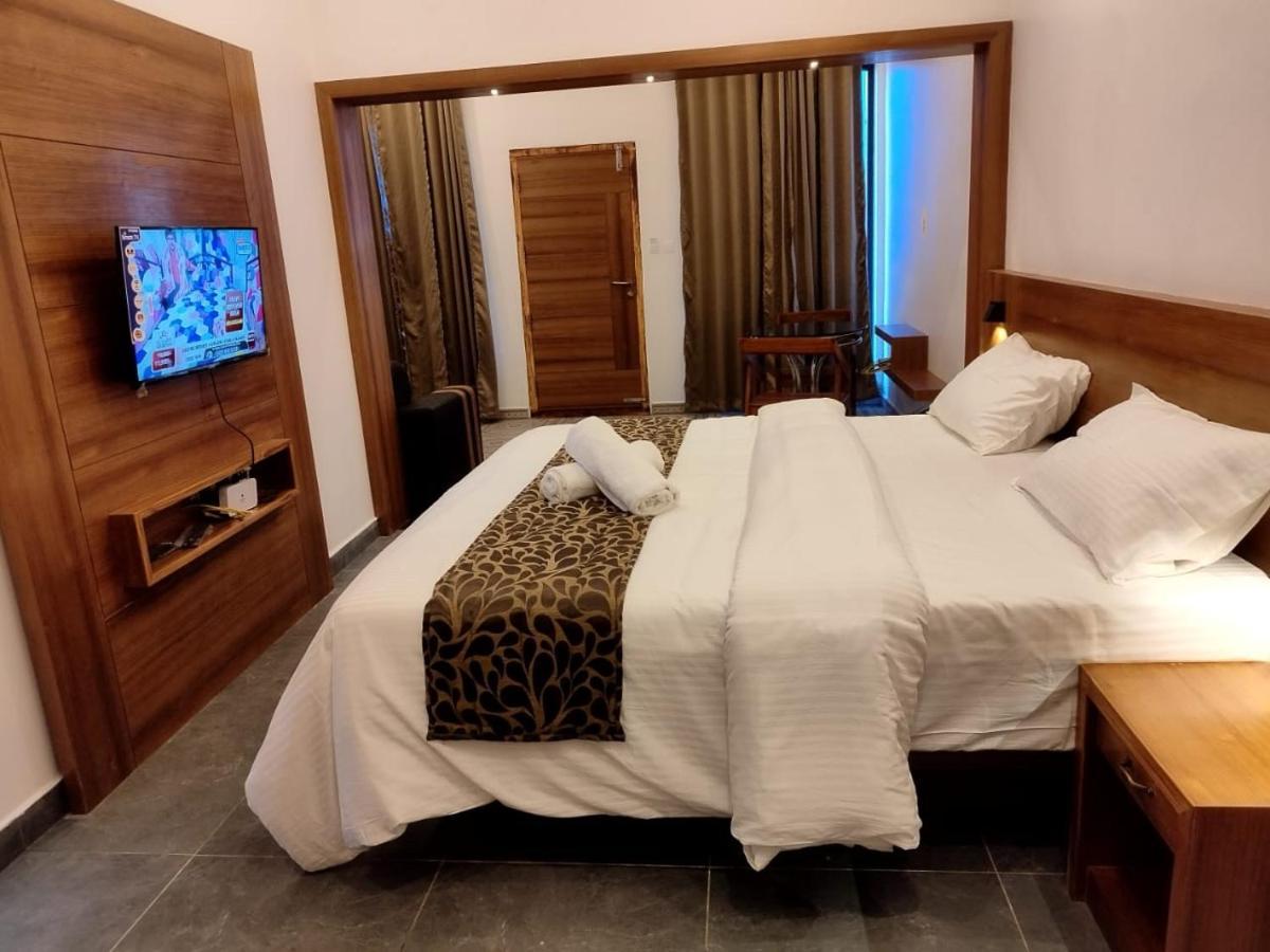 The Wild Trails Clarks Exotica , Munnar Hotel Exterior photo