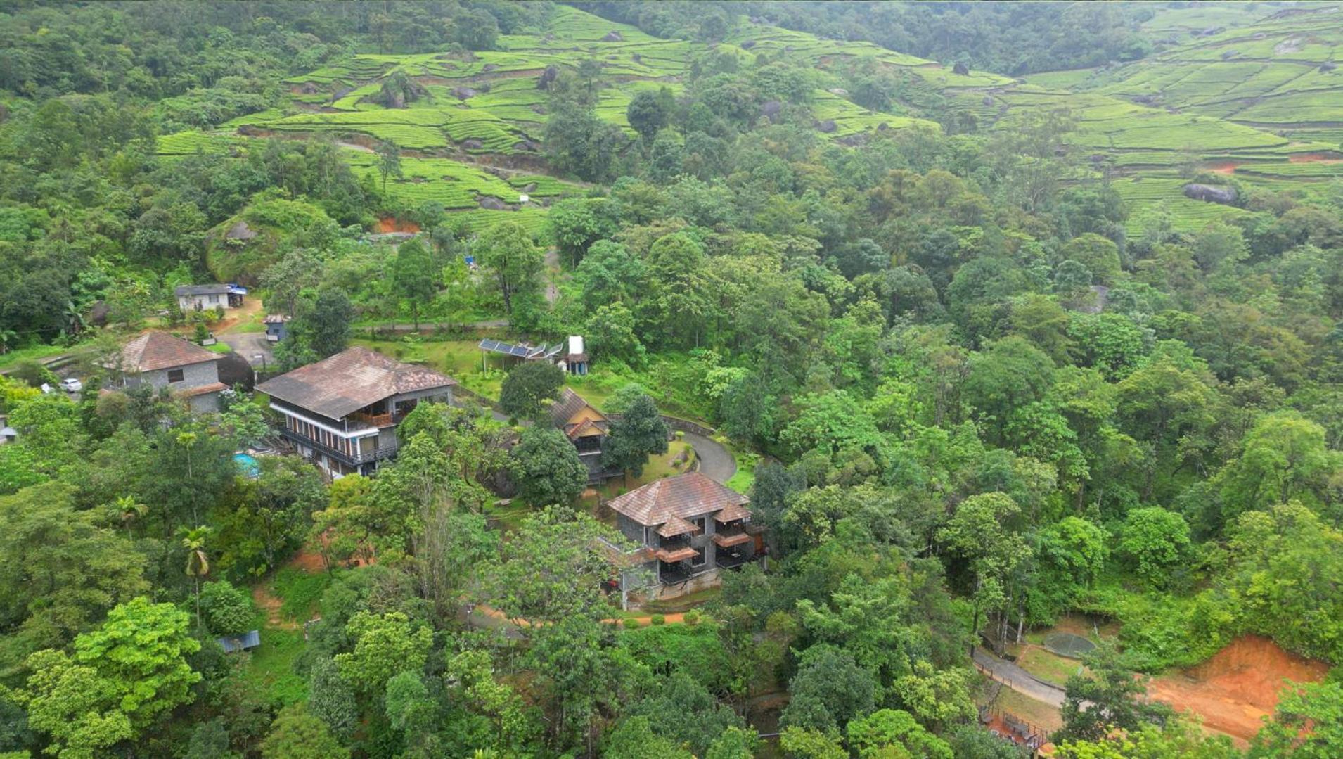 The Wild Trails Clarks Exotica , Munnar Hotel Exterior photo